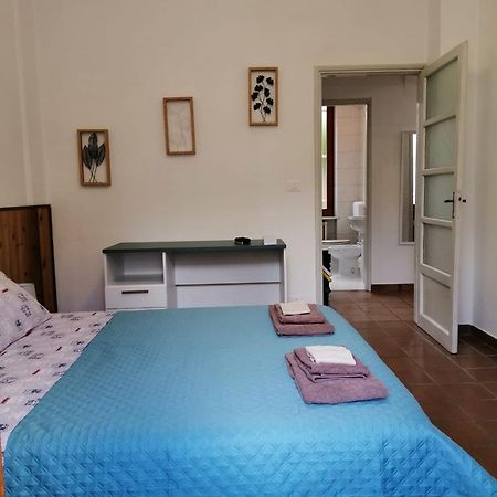 Guest House Montebello Asti Buitenkant foto